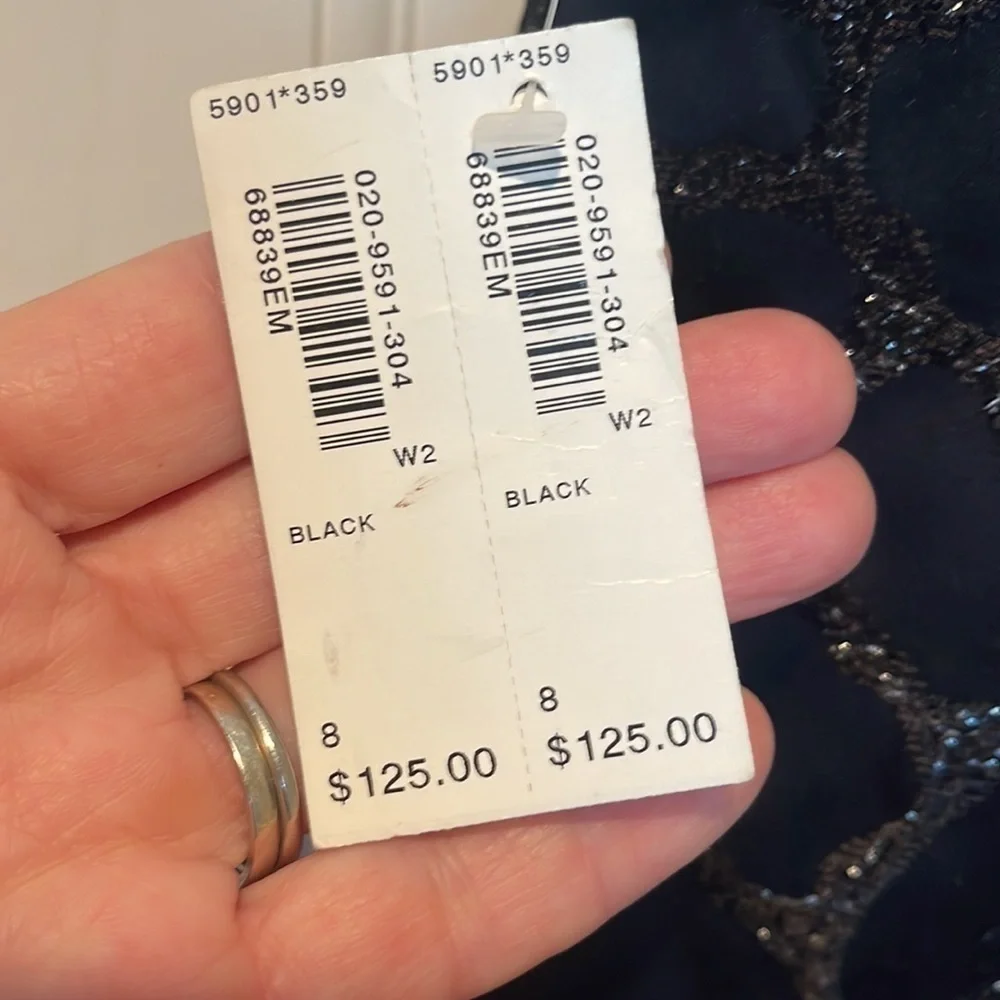 Harold’s NWT 🔥sale🔥black skirt with silver details